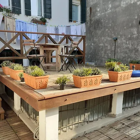 Apartment Mit Privater Terrasse Venice
