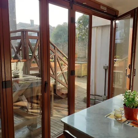 Apartment Mit Privater Terrasse