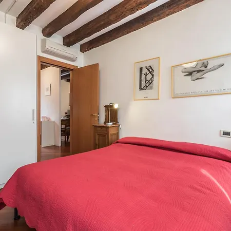 Apartment Mit Privater Terrasse *